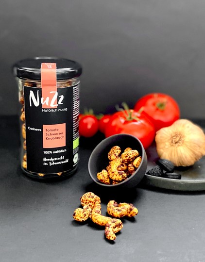 NuZz - Bio-Cashews Tomate - Schwarzer Knoblauch